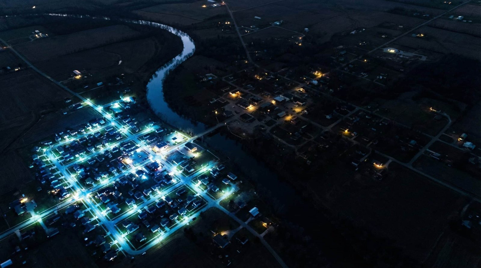 Aerial view showing ISP broadband desert leaving half of American town unconnected